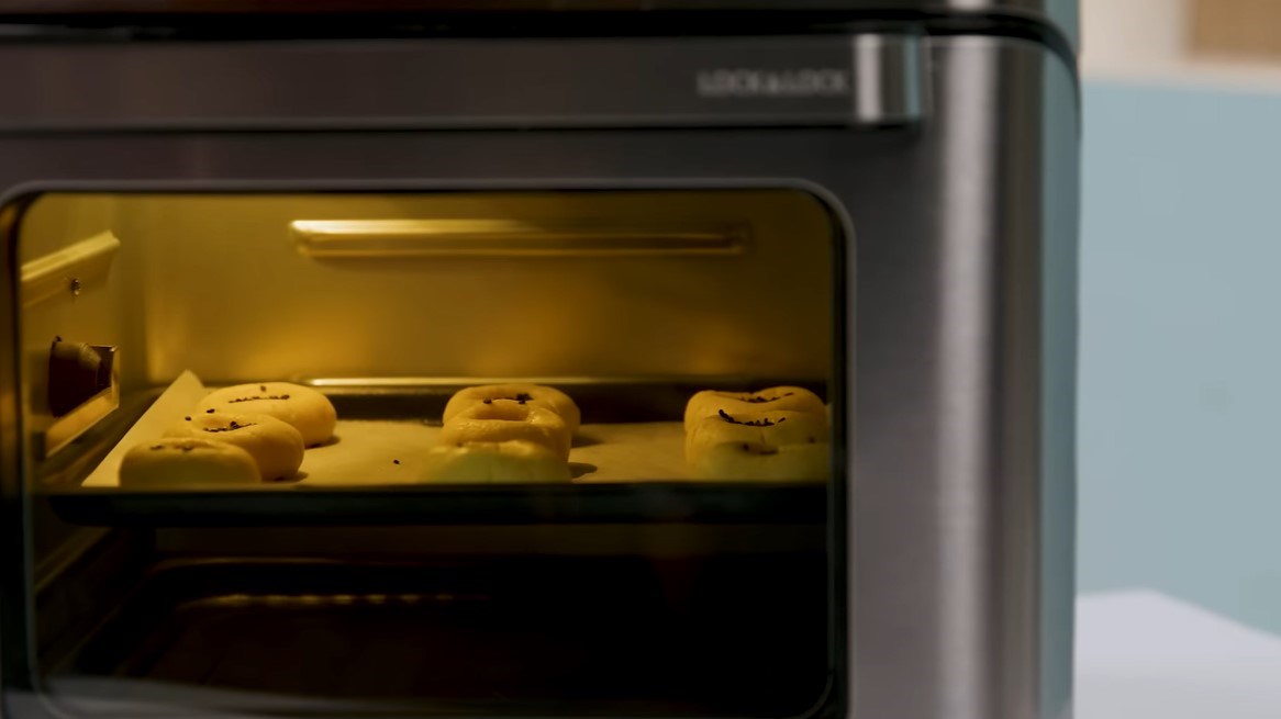 lò nướng có kính quan sát lckd 1166x655 1