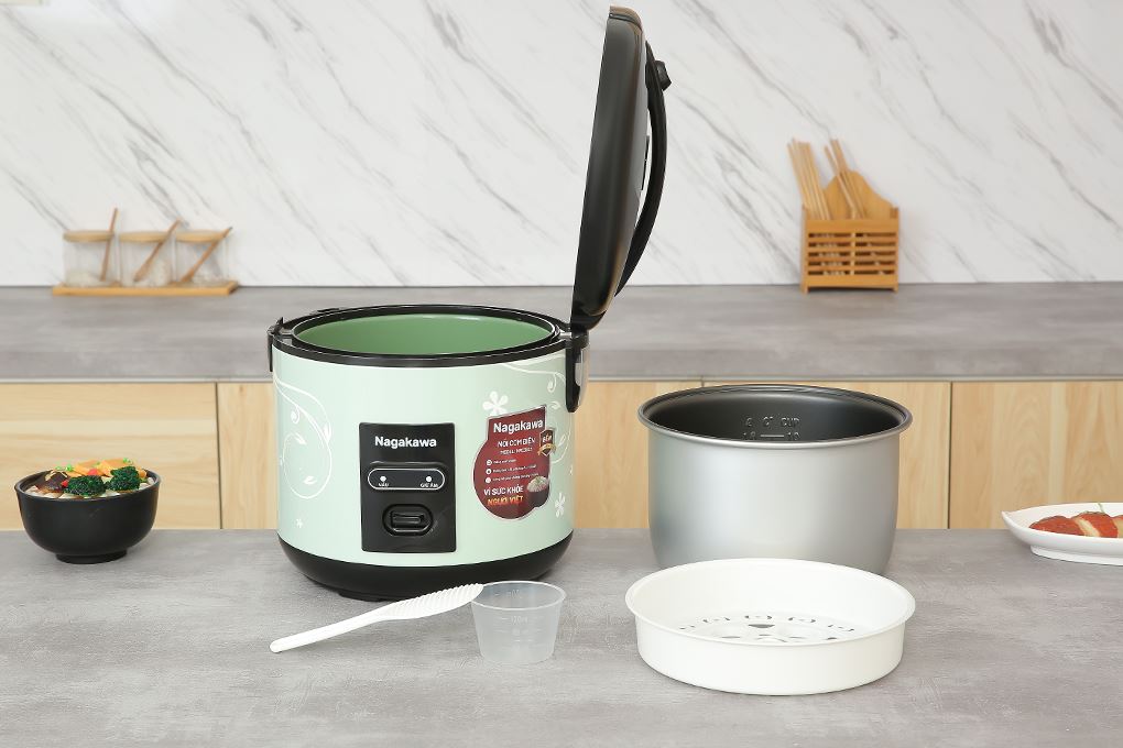 Nồi cơm nắp gài Nagakawa 1.8 lít NRC3823 có lòng nồi bằng hợp kim nhôm bền tốt, dễ dàng vệ sinh Nồi cơm nắp gài Nagakawa 1.8 lít NRC3823 có lòng nồi bằng hợp kim nhôm bền tốt, dễ dàng vệ sinh